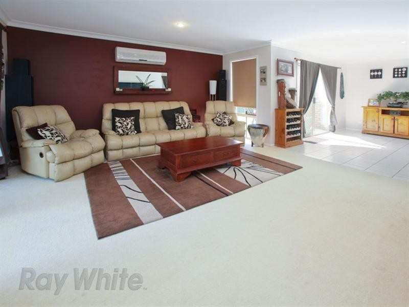 11 Bidford Street, Springfield QLD 4300