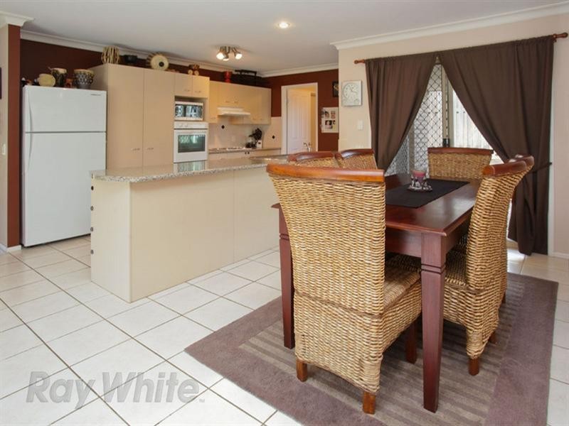 11 Bidford Street, Springfield QLD 4300