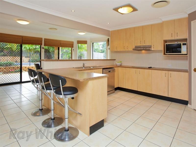 35-37 Oakview Circuit, Brookwater QLD 4300