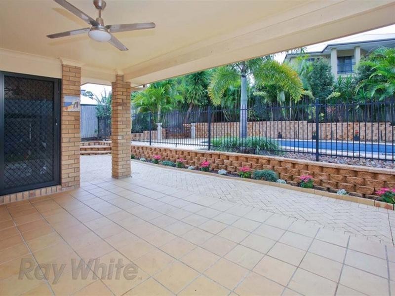 35-37 Oakview Circuit, Brookwater QLD 4300