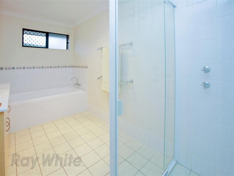 35-37 Oakview Circuit, Brookwater QLD 4300