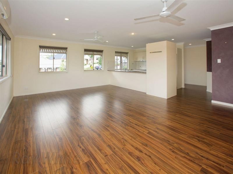 10 Horizon Drive, Springfield Lakes QLD 4300