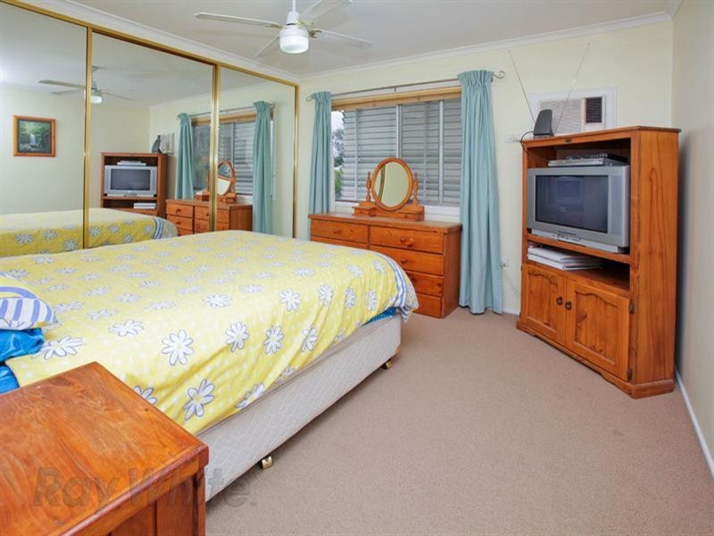 33 Melinda Street, Camira QLD 4300