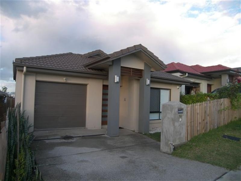 26 Hyde Avenue, Springfield Lakes QLD 4300