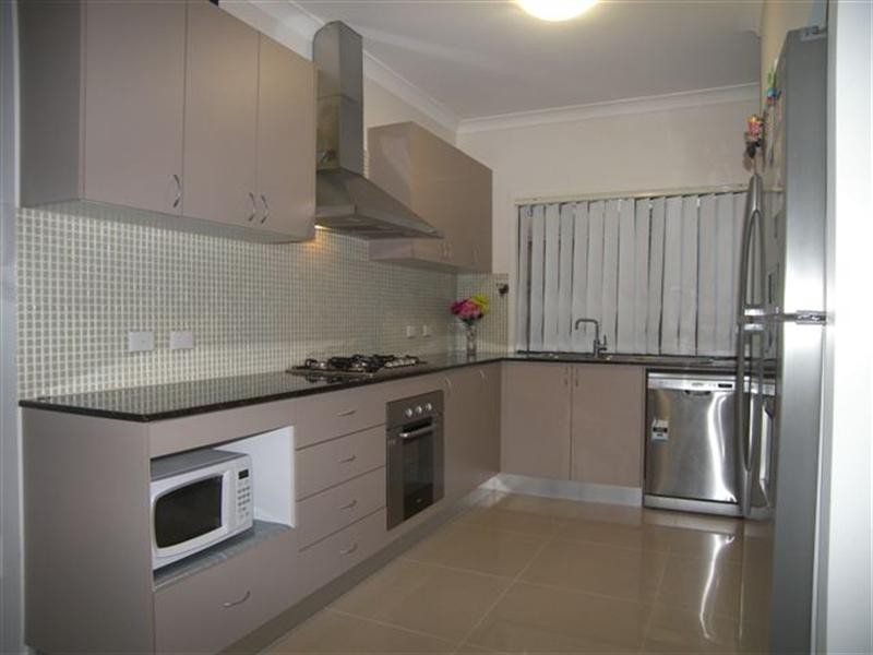 26 Hyde Avenue, Springfield Lakes QLD 4300