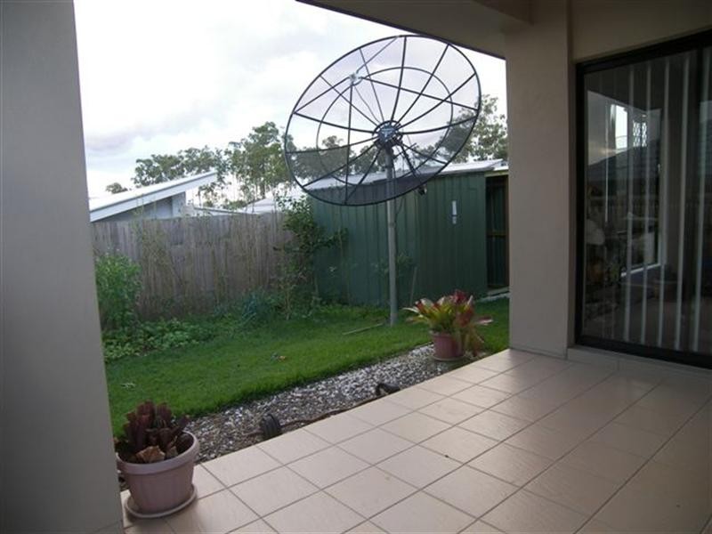 26 Hyde Avenue, Springfield Lakes QLD 4300