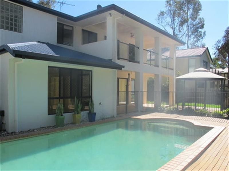 On Oakview Circuit, Brookwater QLD 4300