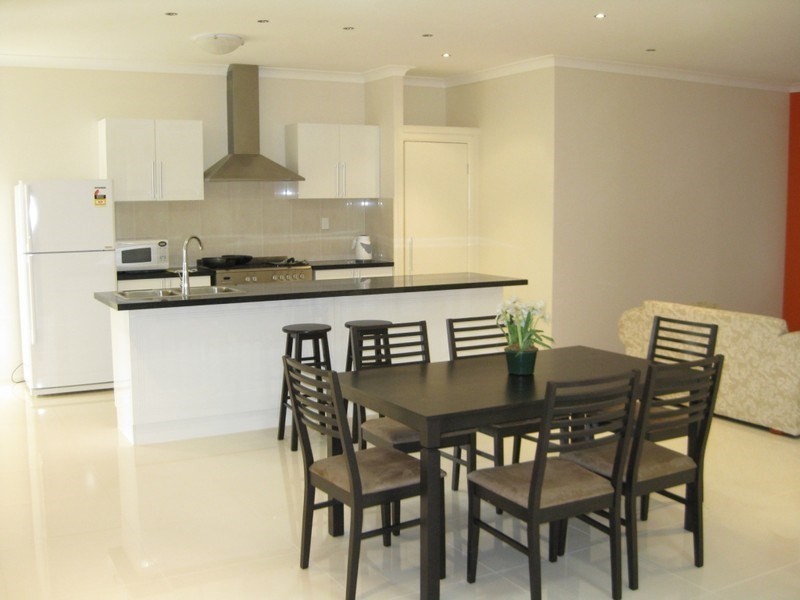 15 Glen Echo Street, Springfield Lakes QLD 4300