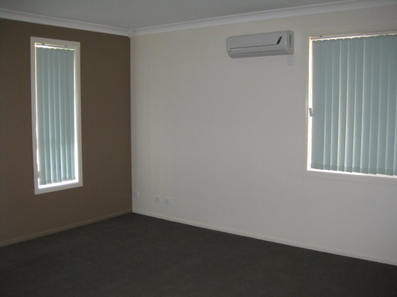 15 Glen Echo Street, Springfield Lakes QLD 4300