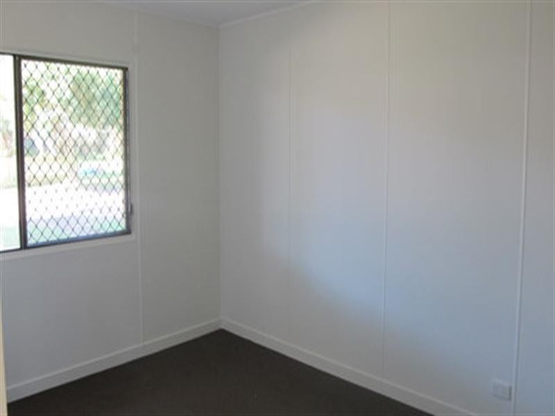 On Lupton Street, Churchill QLD 4305