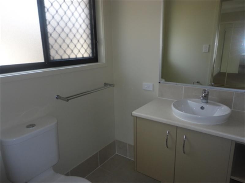 On Everglades Street, Springfield Lakes QLD 4300