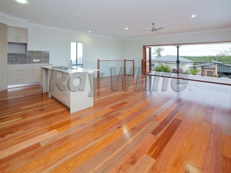 39 The Promenade, Springfield Lakes QLD 4300