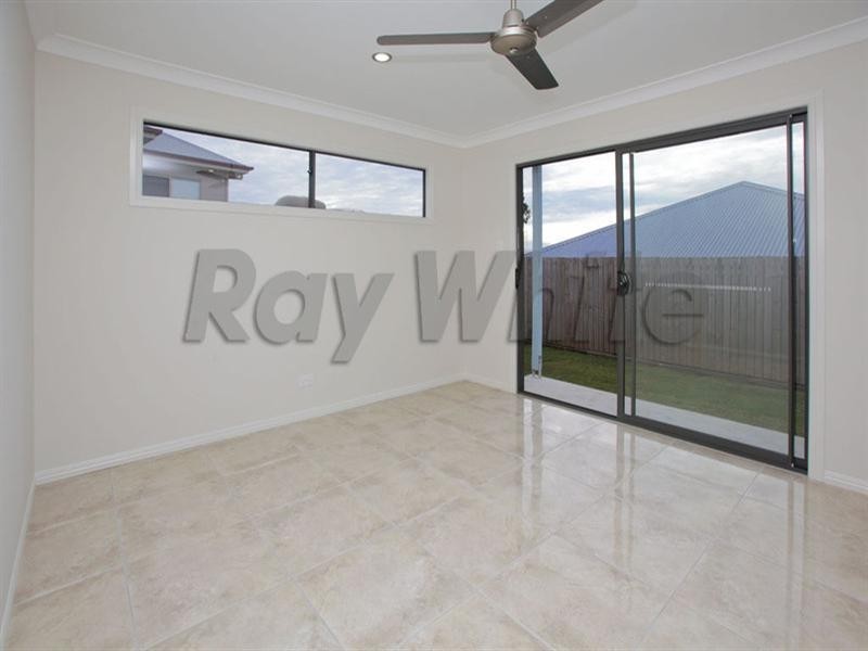 39 The Promenade, Springfield Lakes QLD 4300