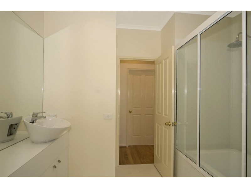 13 Highlands Terrace, Springfield Lakes QLD 4300