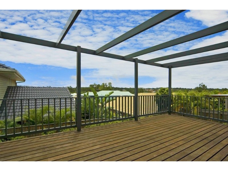 13 Highlands Terrace, Springfield Lakes QLD 4300