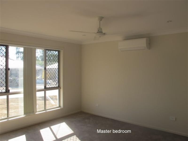 On Gordon Drive, Bellbird Park QLD 4300