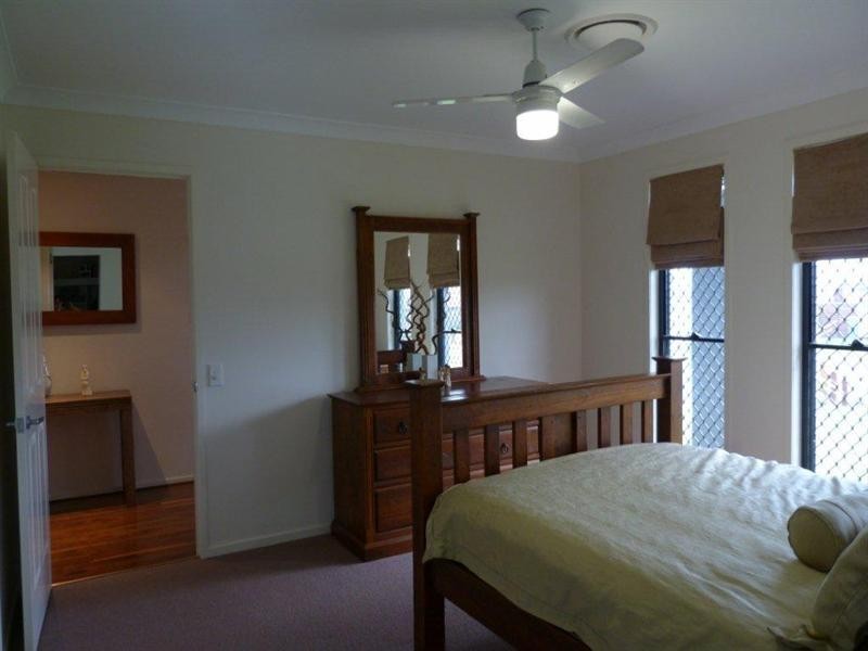 8 Aurelius Street, Augustine Heights QLD 4300