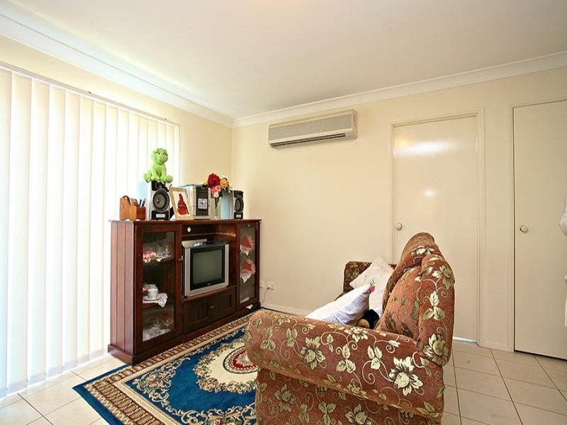 On Goss Drive, Collingwood Park QLD 4301