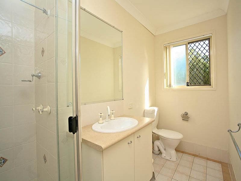 On Goss Drive, Collingwood Park QLD 4301