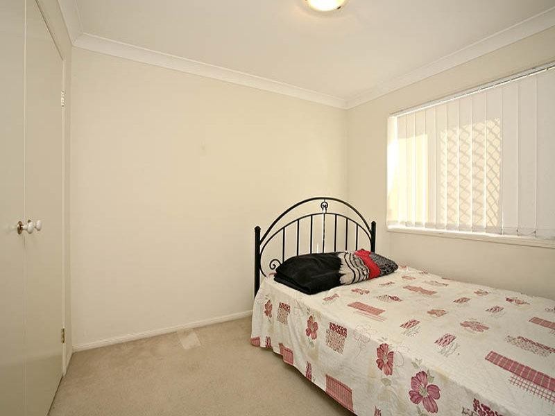 On Goss Drive, Collingwood Park QLD 4301