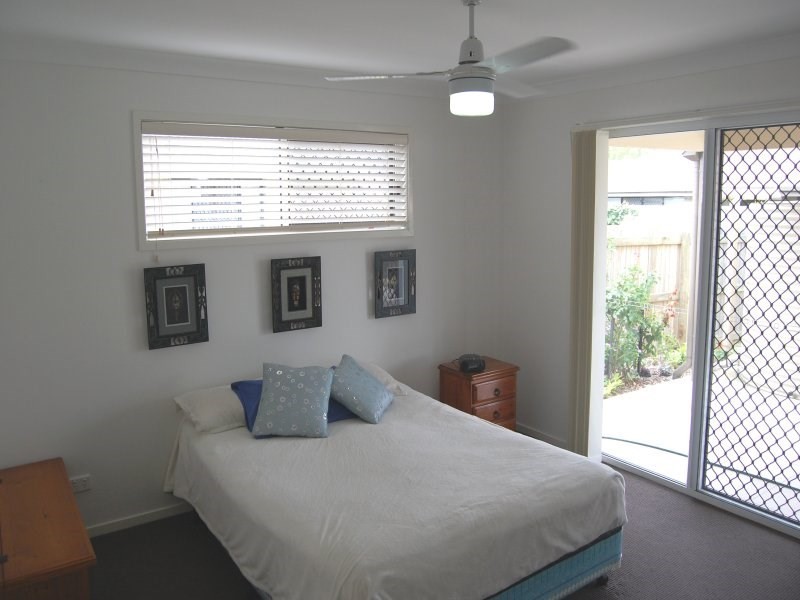 34 Cottonwood Crescent, Springfield Lakes QLD 4300