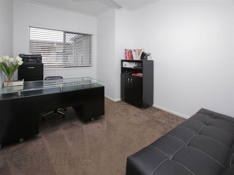 4 Riverine Drive, Springfield Lakes QLD 4300