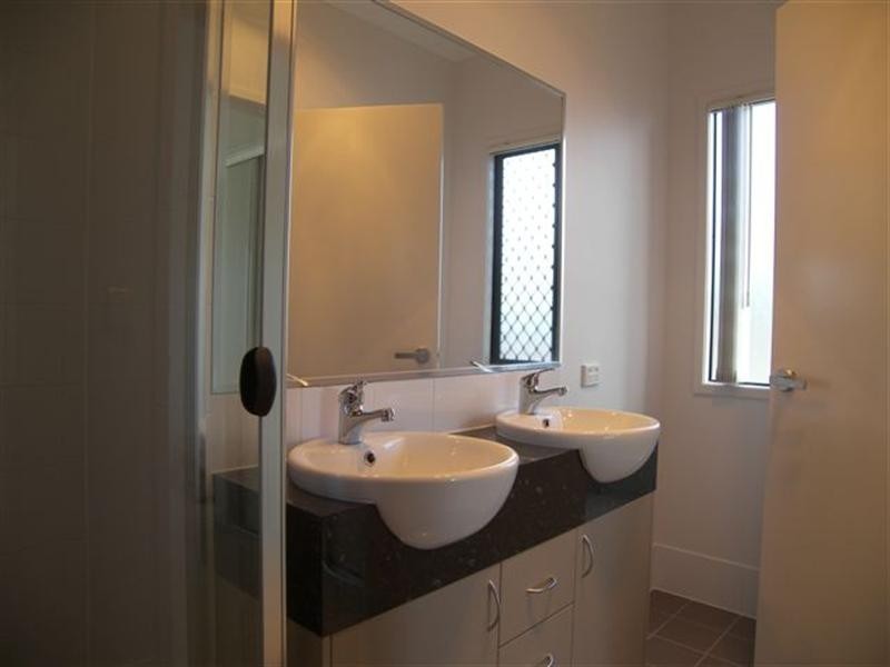 5 Oreilly Crescent, Springfield Lakes QLD 4300