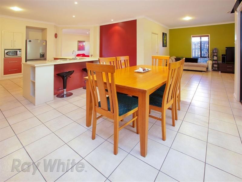 133 Lakeside Avenue, Springfield Lakes QLD 4300