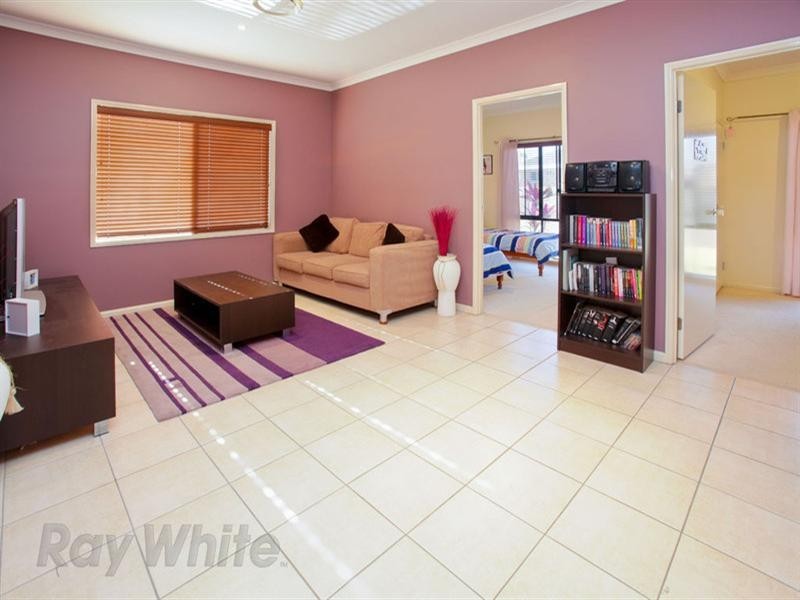 133 Lakeside Avenue, Springfield Lakes QLD 4300