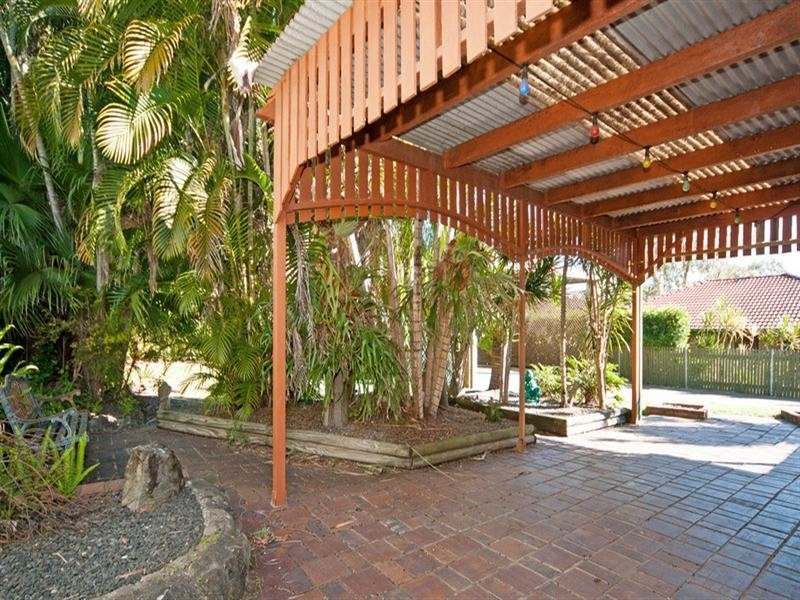 6 Ron Street, Camira QLD 4300