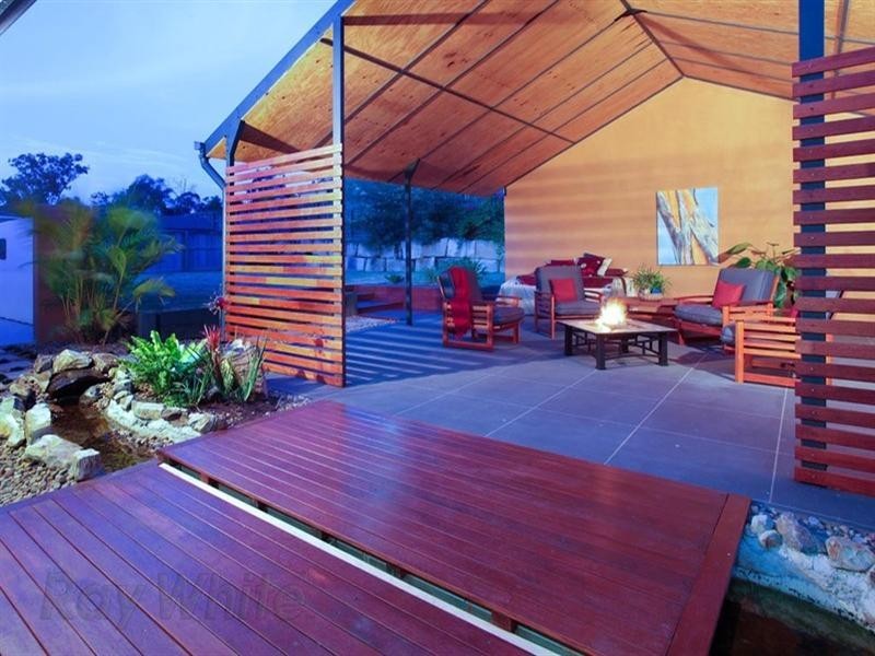 44 Hallow Crescent, Augustine Heights QLD 4300