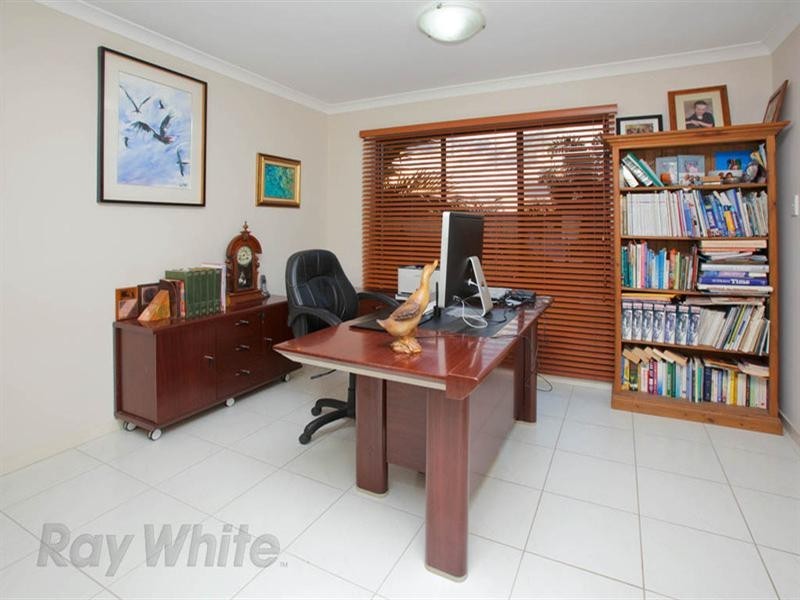 44 Hallow Crescent, Augustine Heights QLD 4300