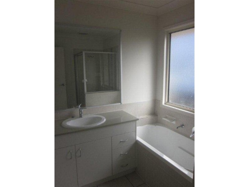 On Heathwood Place, Collingwood Park QLD 4301