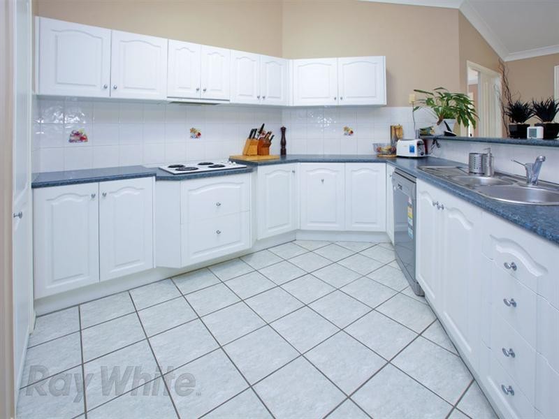 18 Glenhurst Court, Springfield QLD 4300