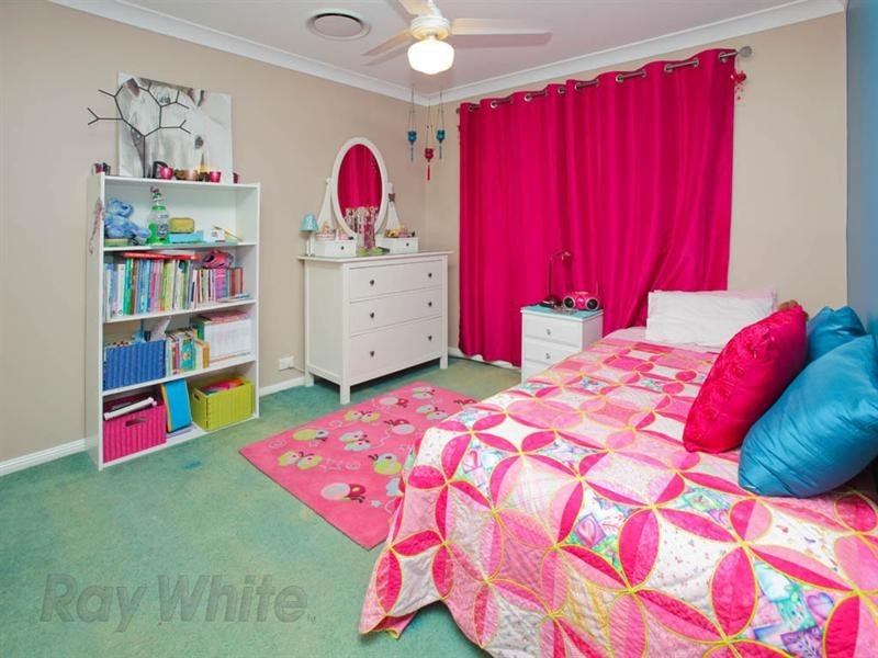 18 Glenhurst Court, Springfield QLD 4300