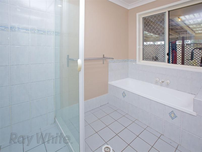 18 Glenhurst Court, Springfield QLD 4300