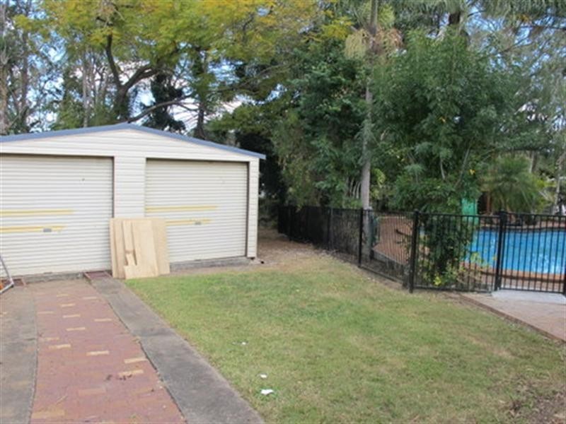 On Cochrane Street, Camira QLD 4300