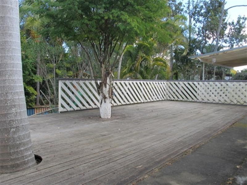 On Cochrane Street, Camira QLD 4300