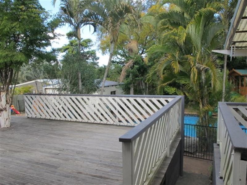 On Cochrane Street, Camira QLD 4300