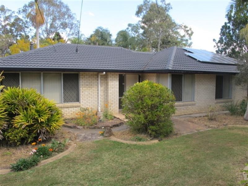 On Cochrane Street, Camira QLD 4300