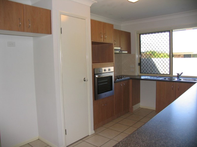 18 Forest View, Springfield QLD 4300