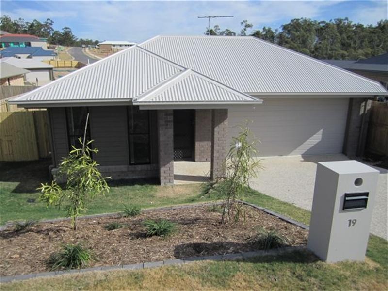 On Pimento Place, Springfield Lakes QLD 4300