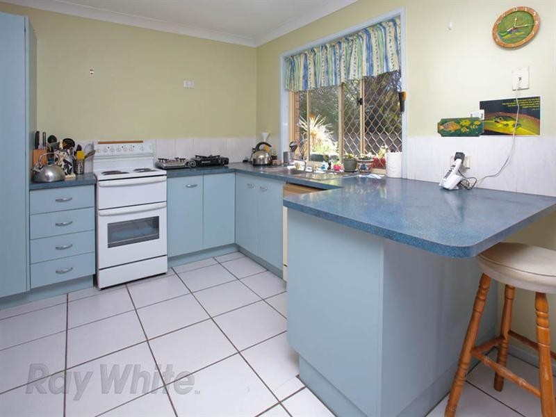 5 Karnak Court, Camira QLD 4300