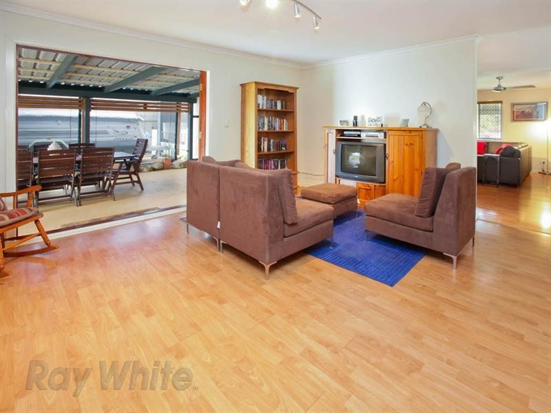 94 Cochrane Street, Camira QLD 4300