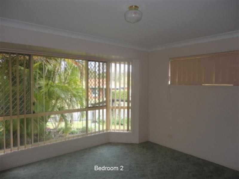 On Crystal Court, Camira QLD 4300