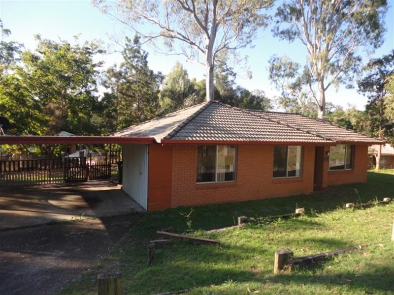 On Katandra Crescent, Bellbird Park QLD 4300