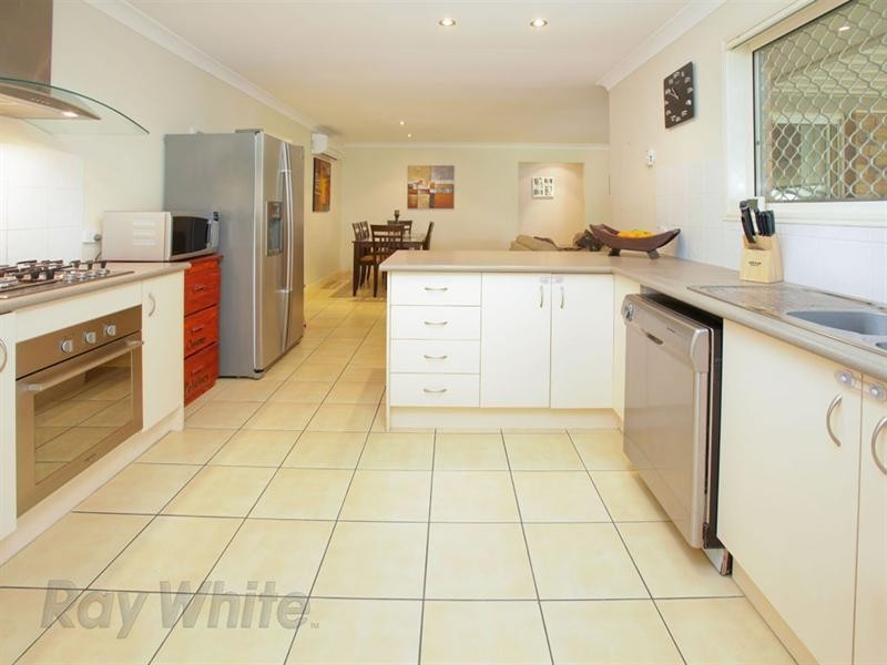 18 Curlew Street, Springfield QLD 4300