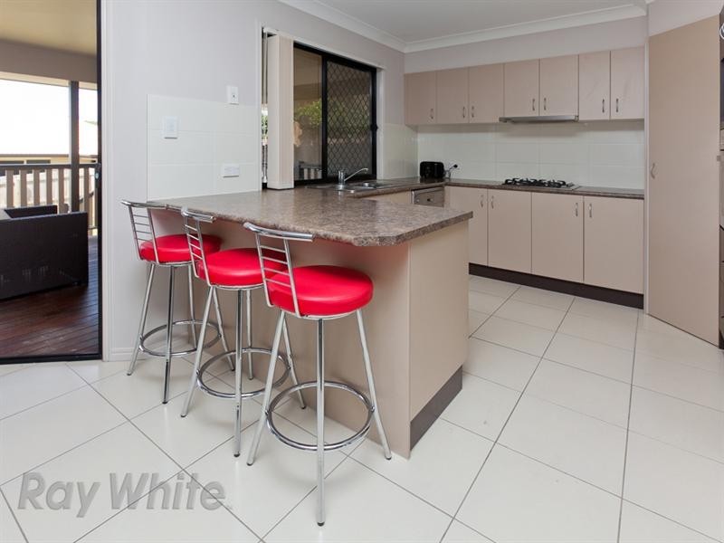 22 Carnarvon Avenue, Springfield Lakes QLD 4300