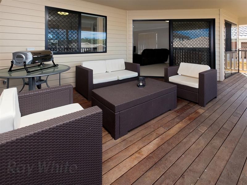 22 Carnarvon Avenue, Springfield Lakes QLD 4300