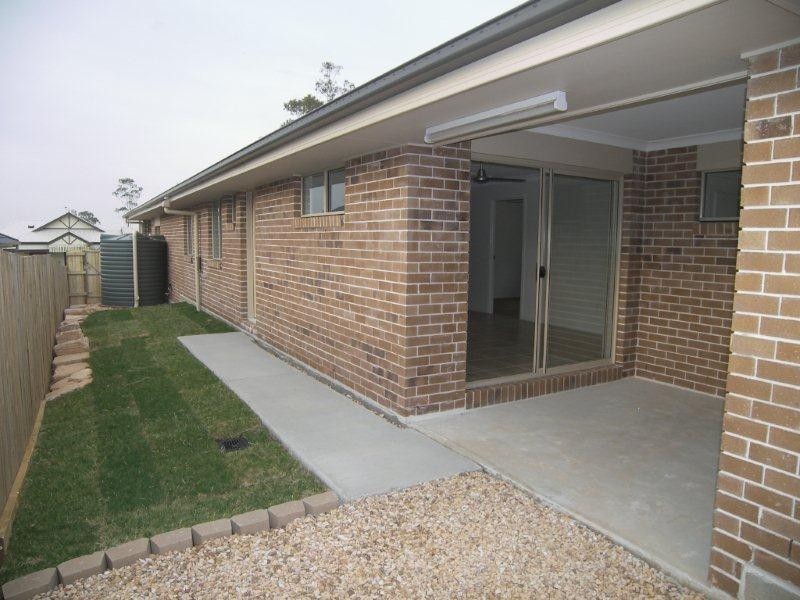 1 Basil Street, Springfield Lakes QLD 4300